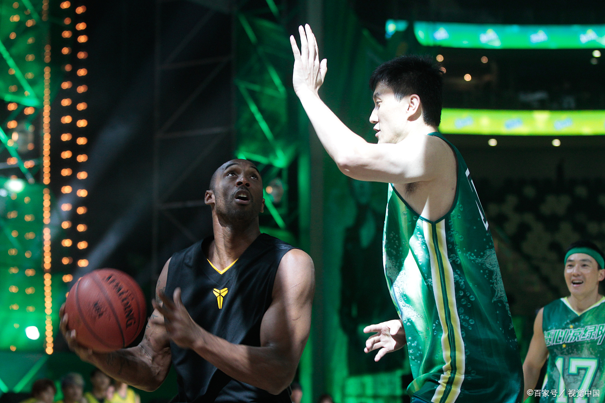 体育健儿齐聚擂台,篮球对阵激情迸发,精彩纷呈 体育健儿齐聚擂台,篮球对阵激情迸发,精彩纷呈